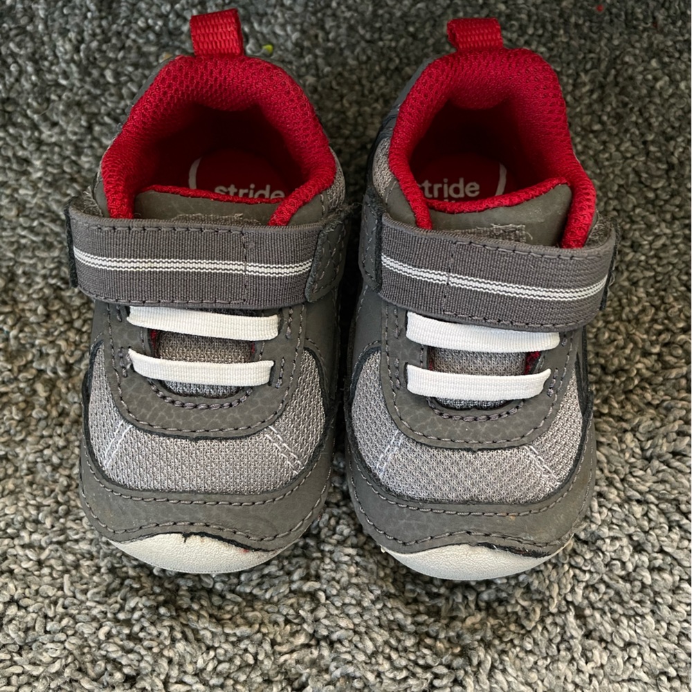 Stride Rite soft motion Jamie boys